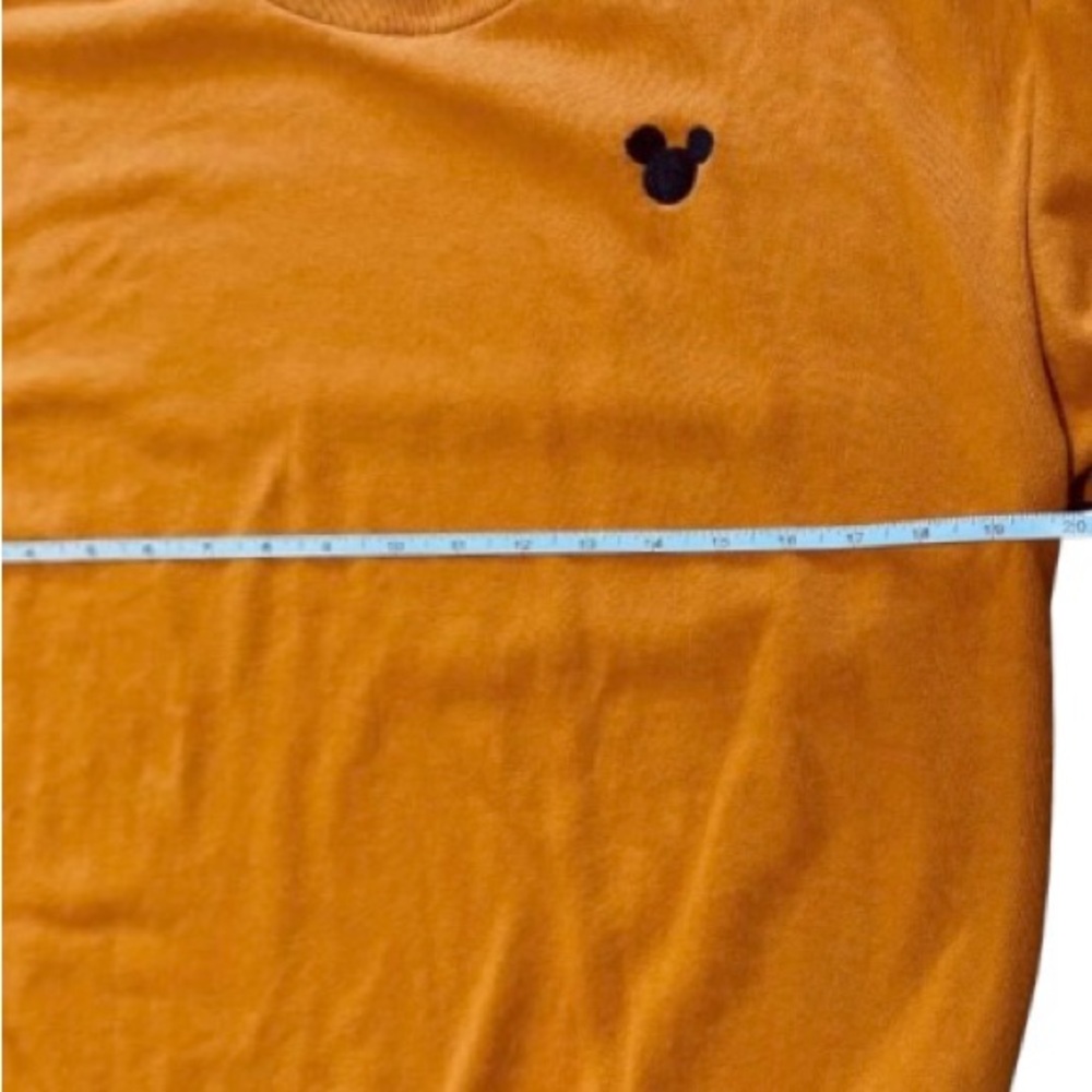 Divided by H&M Disney Mustard Embroidered Mickey Mouse Crew Neck Sweatshirt Med - Picture 4 of 6